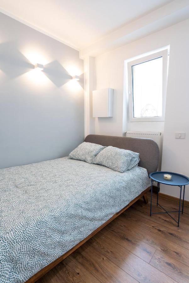 Cozy Design Apartament In Magheru Букурещ Екстериор снимка